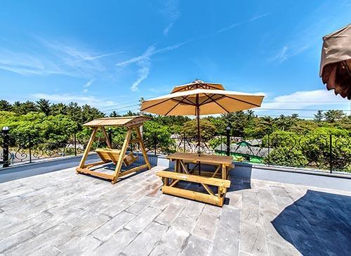 Dongbackdongsan Pension Jeju Exterior photo